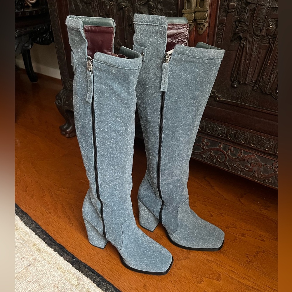 Vero Cuoio Sparkly Blue Knee-High Boots